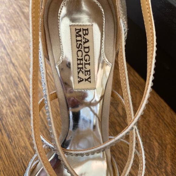 Badgley Mischka Meghan heels in Champagne size 8.5 - Picture 8 of 9